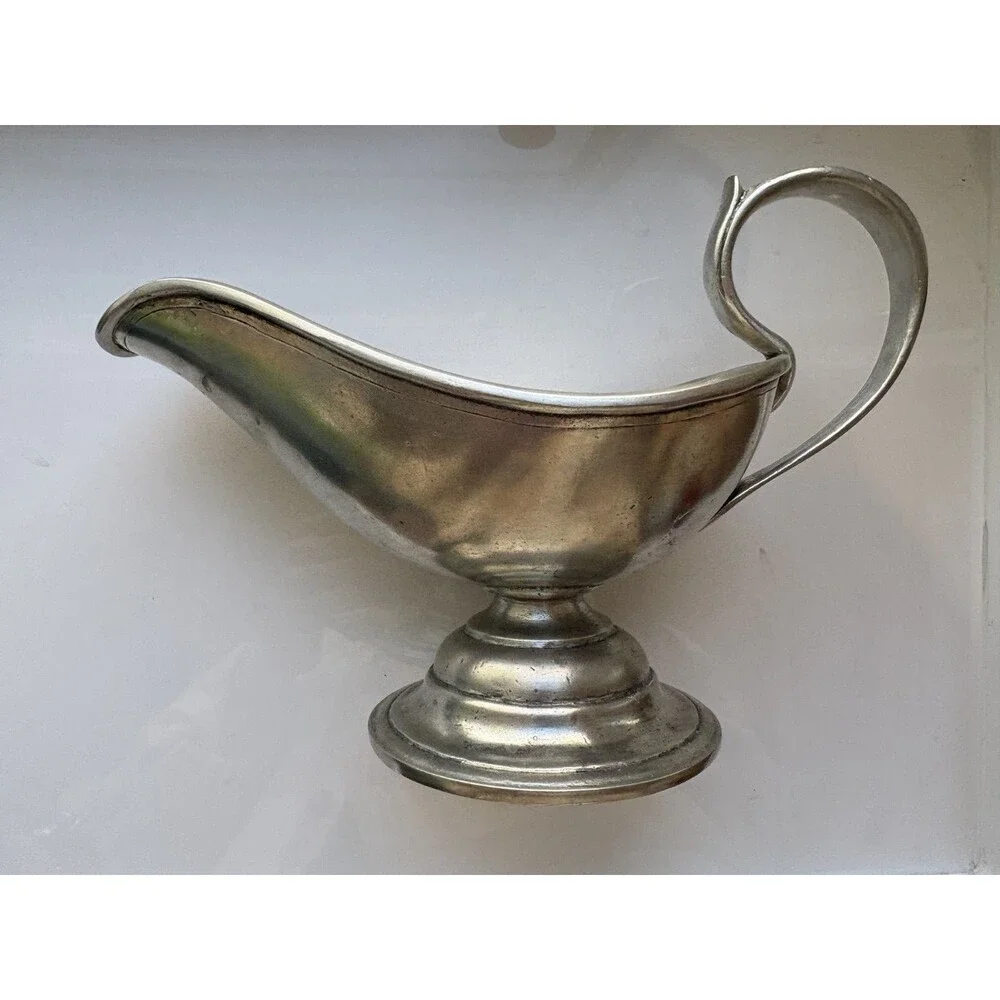 MATCH Italian made Pewter Gravy Boat $273.‎ Medium size - Excellent condition